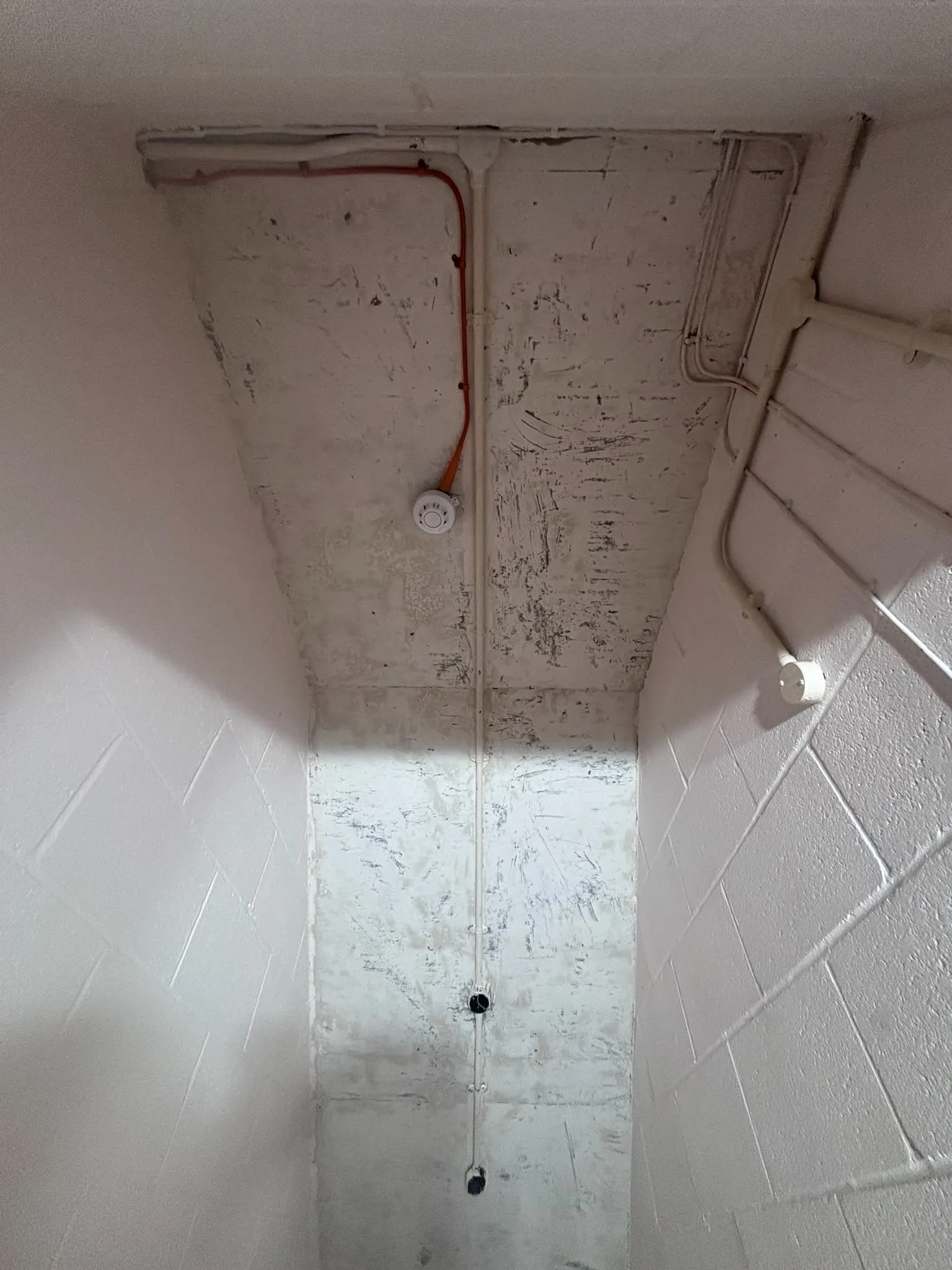Licensed asbestos gasket removal in a Regent's Park commercial property